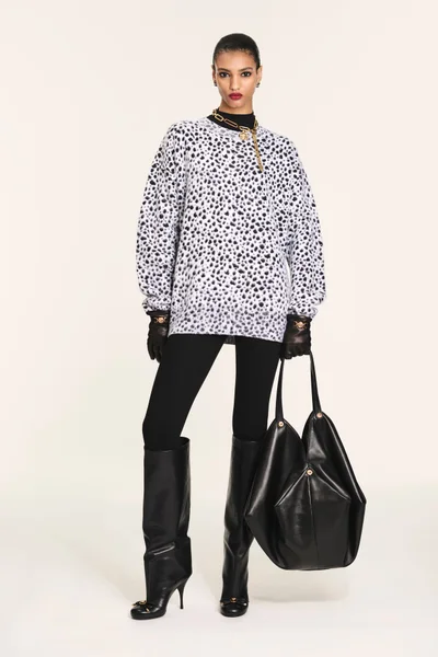 Look 3
